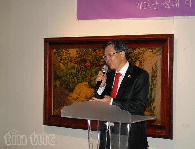 В Сеуле проходит выставка вьетнамских лаковых картин